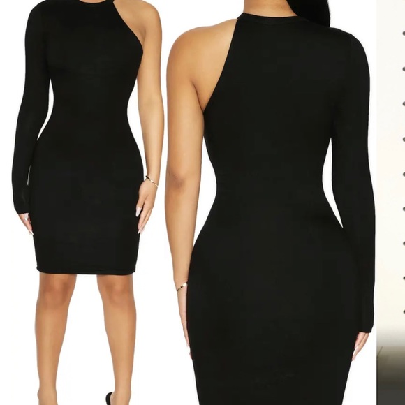 ❌SOLD❌ Sexy Dress - Picture 2 of 2